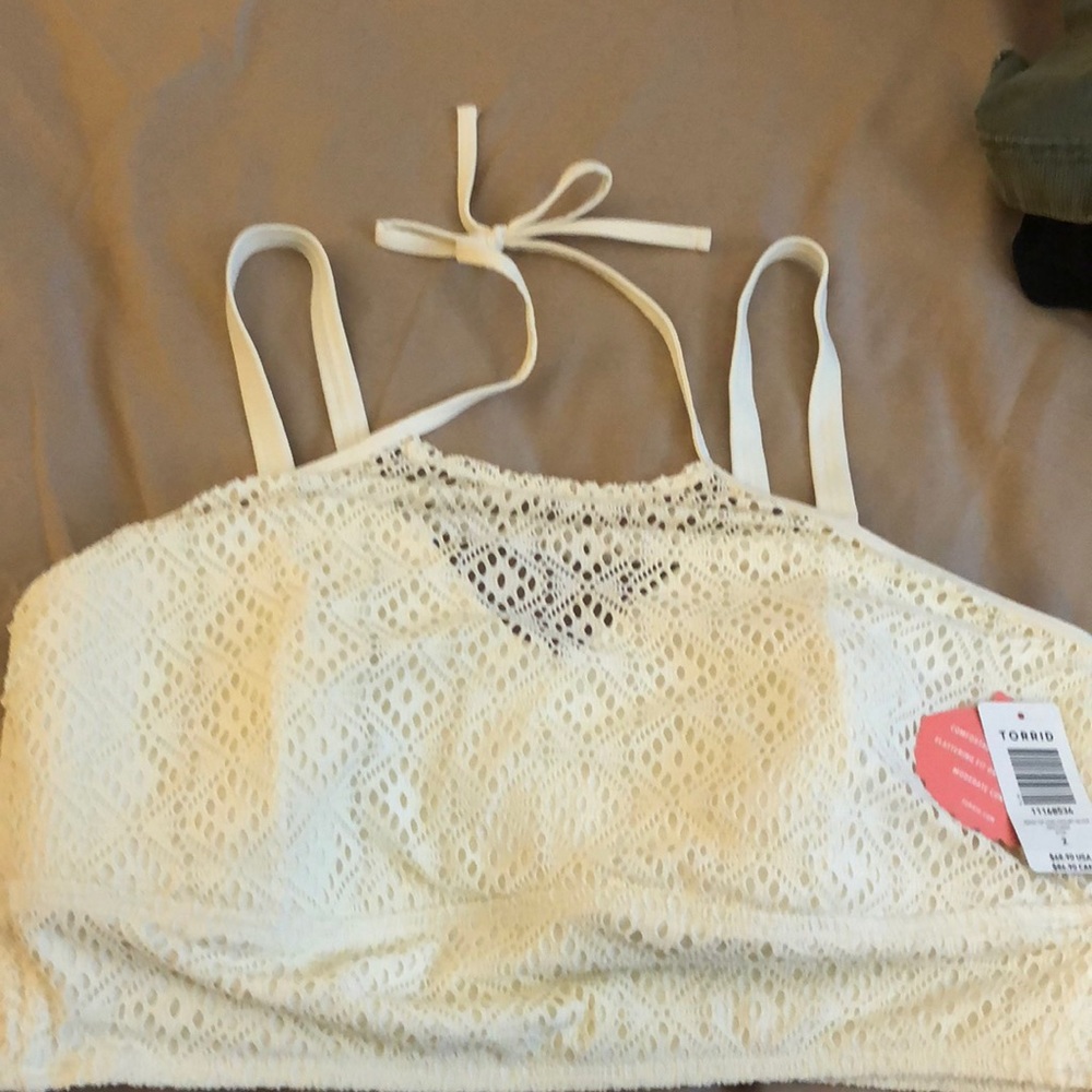 NWT//Crotchet Torrid Two Piece